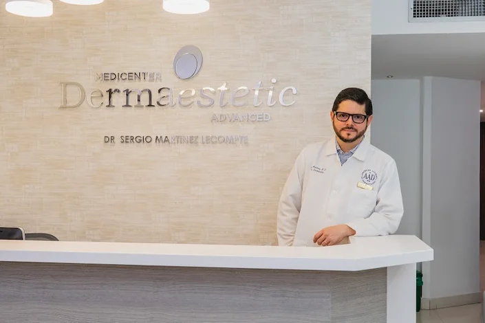 Clinica Dermatologica – Dermaestetic – Dr. Sergio Martinez Lecompte