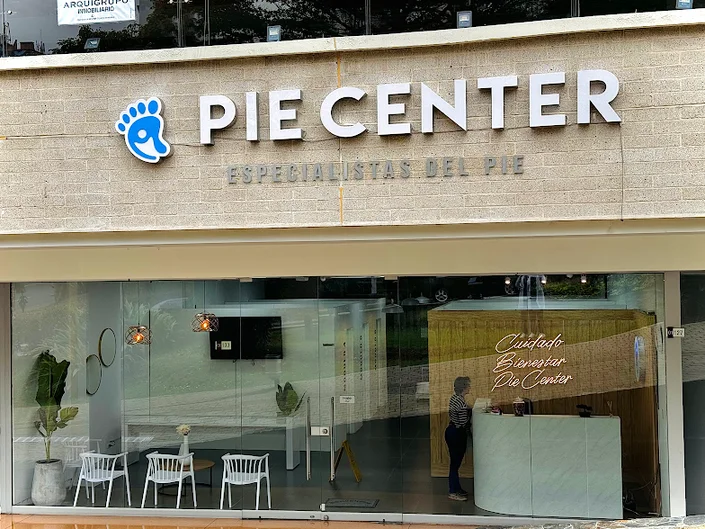 PIE CENTER MEDELLÍN
