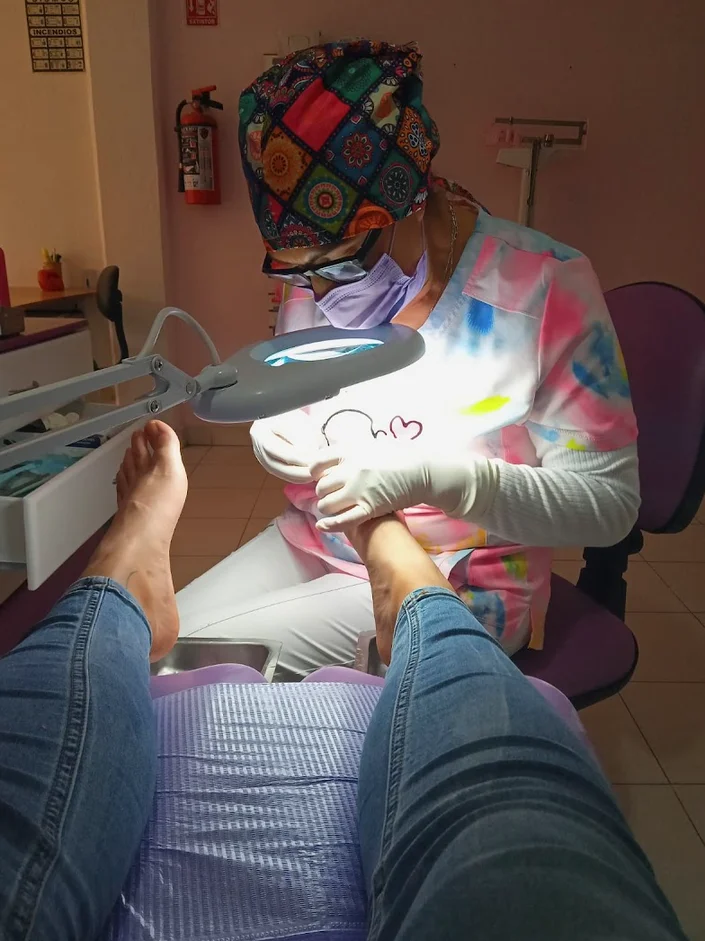 Podóloga San Buenaventura-Atención Especial de UÑAS Enterradas