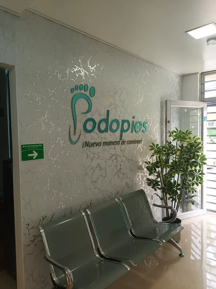 Podopies Laureles